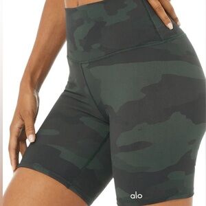 Alo Camo Biker Shorts